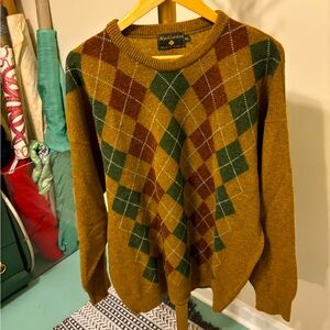 Vintage argyle wool sweater- EXCELLENT condition.